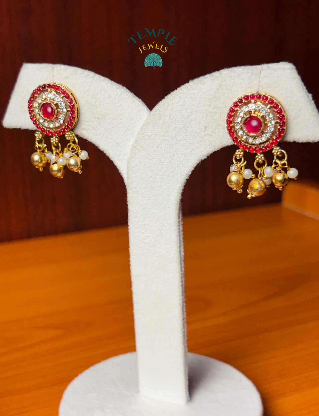 Elephant Motifs with Pearl & Kundan Stone Detailing Necklace- NEC2409024