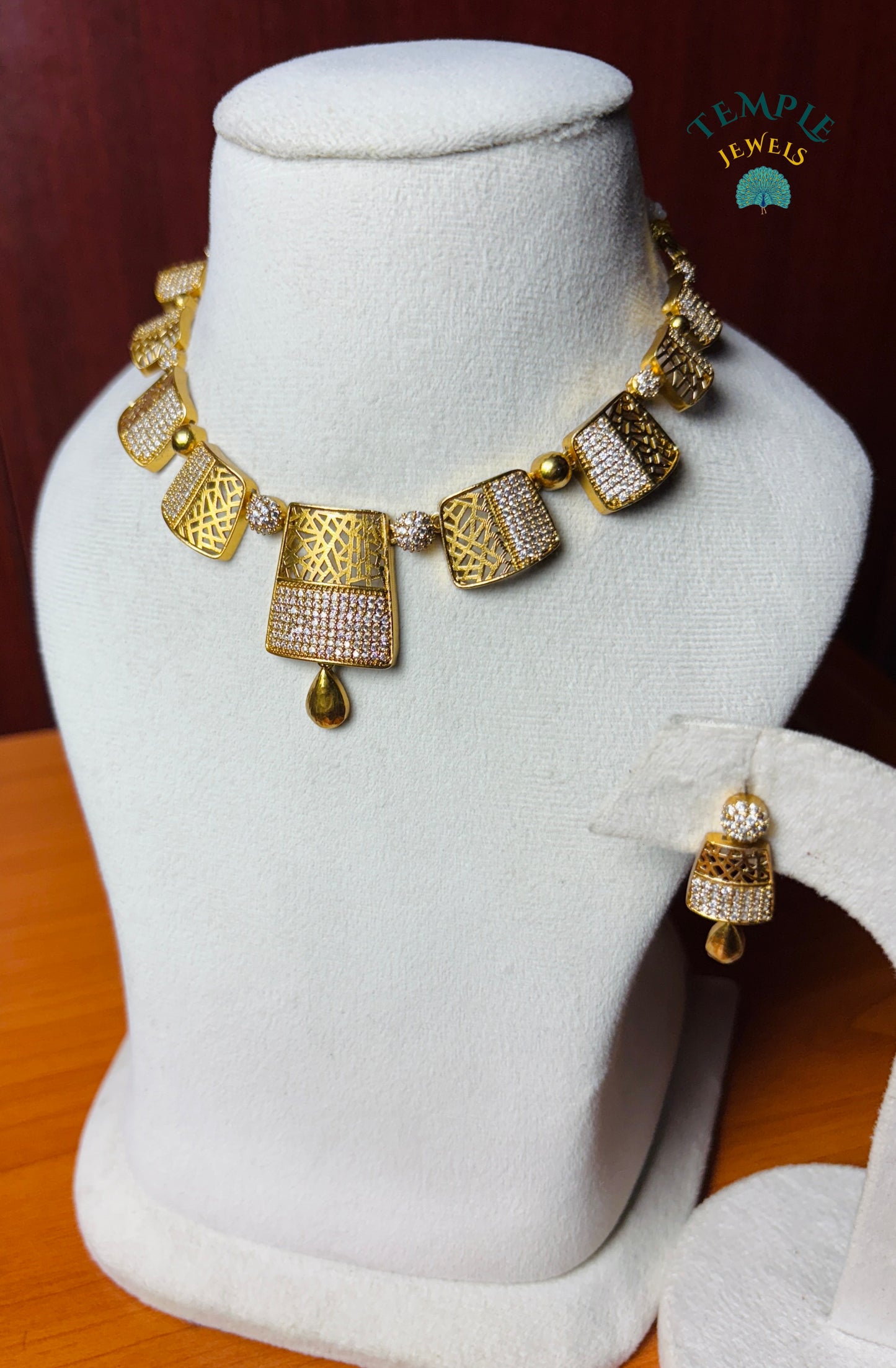 Premium Necklace American Diamond -AD0015