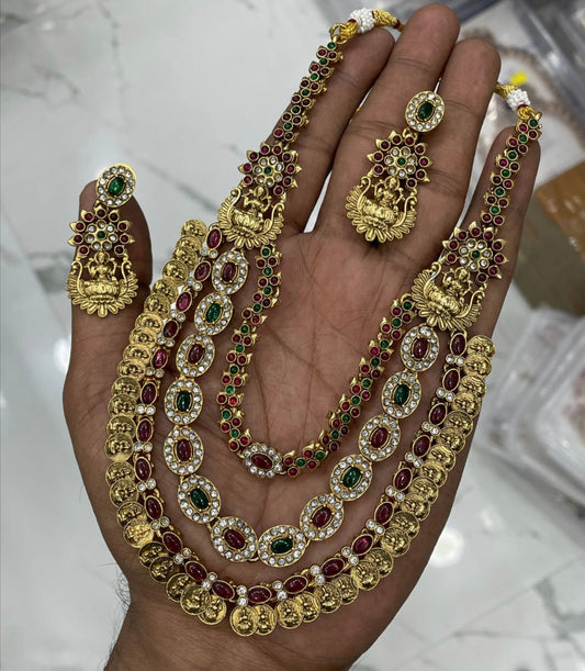 3-layer Lakshmi coin short necklace - NEC2409016